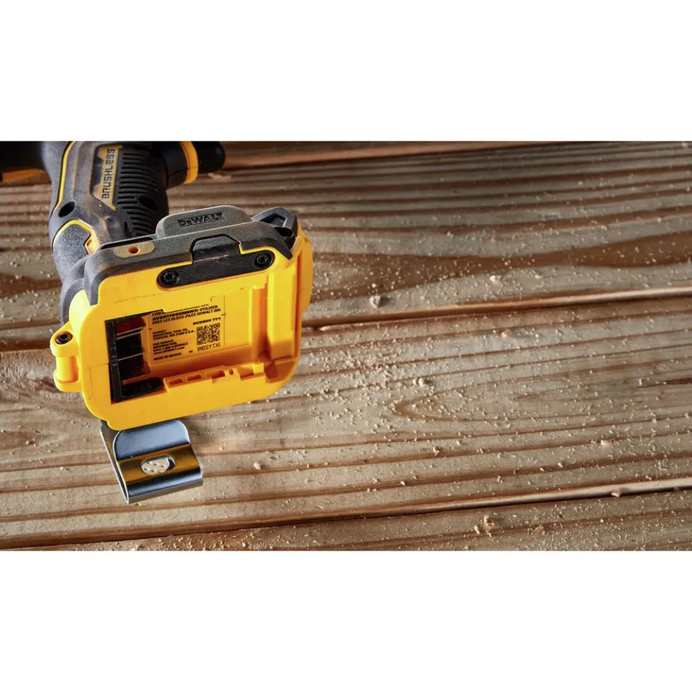 Dewalt 20V MAX XR Brushless Lithium-Ion 1/2 in. Cordless Drill Driver Kit with 2 Batteries (2 Ah)