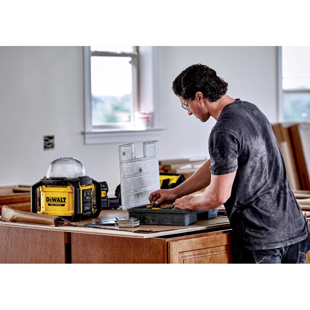 Factory Reconditioned Dewalt 20V MAX Lithium-Ion Cordless All-Purpose Work Light with Tool Connect (Tool Only)
