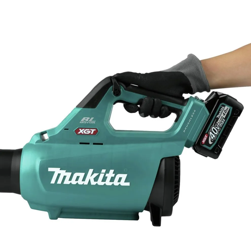 Factory Reconditioned Makita 40V max XGT Brushless Lithium-Ion Cordless Blower Kit (4 Ah)