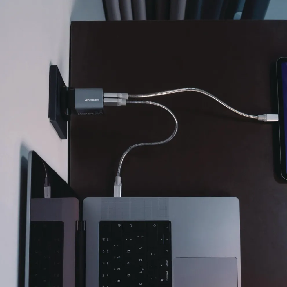 Verbatim 35 Watts 2-Port GaN Wall Charger - Black/Gray